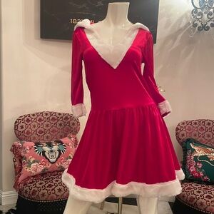 Super sexy, Mrs. Claus outfit